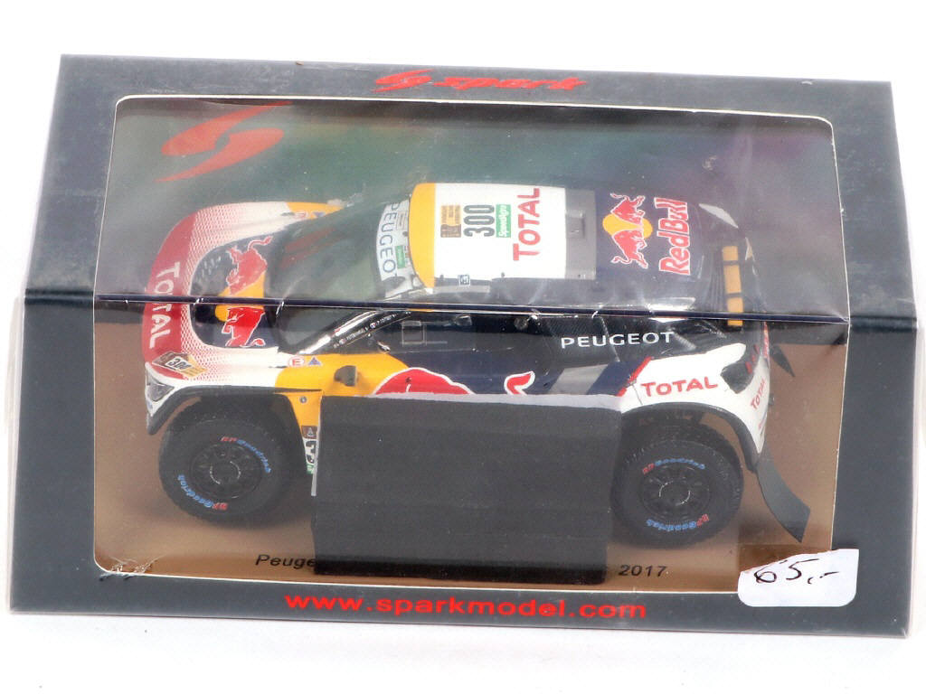 Lot 157 - SPARK (MACAU) (3)