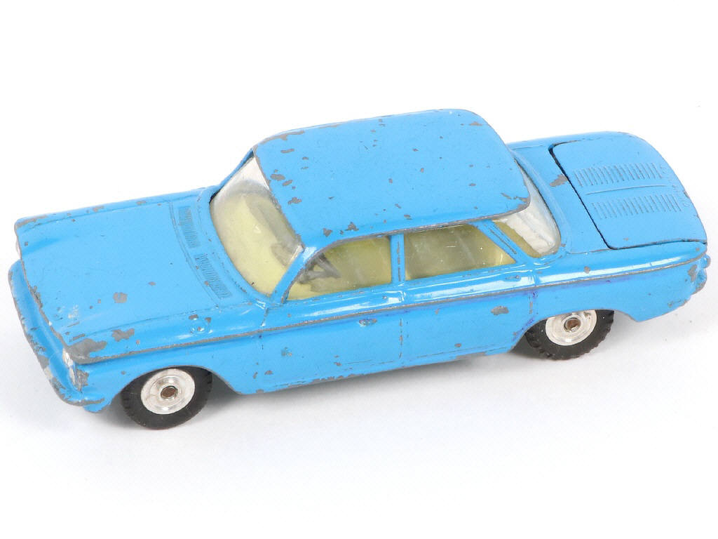 Lot 200 - CORGI TOYS (GB) (4)