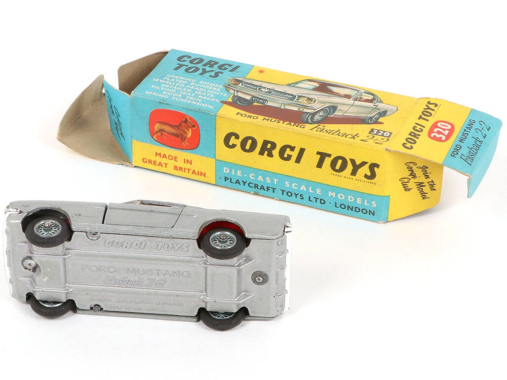 Lot 190 - CORGI TOYS (GB) (1)