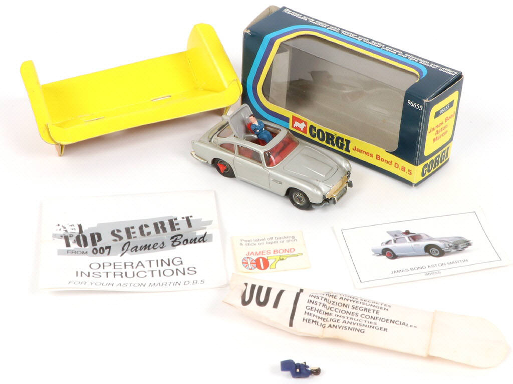 Lot 191 - CORGI TOYS (GB) (1)