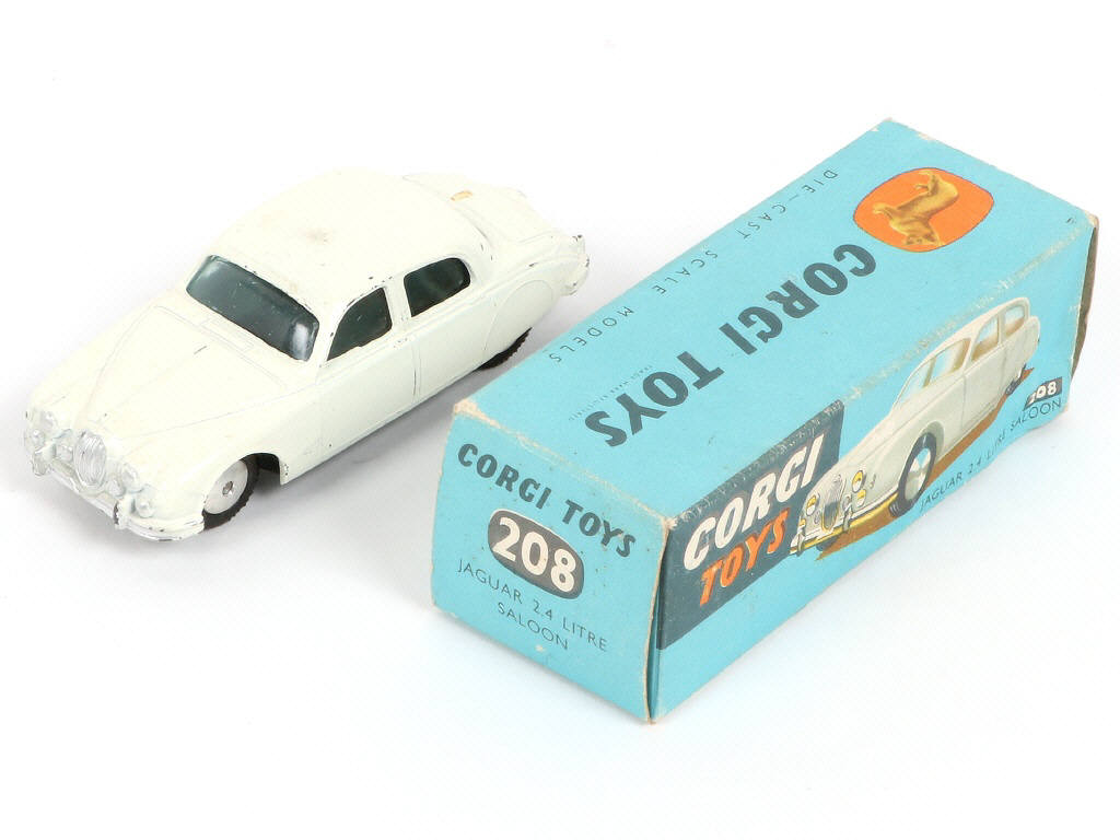 Lot 192 - CORGI TOYS (GB) (2)