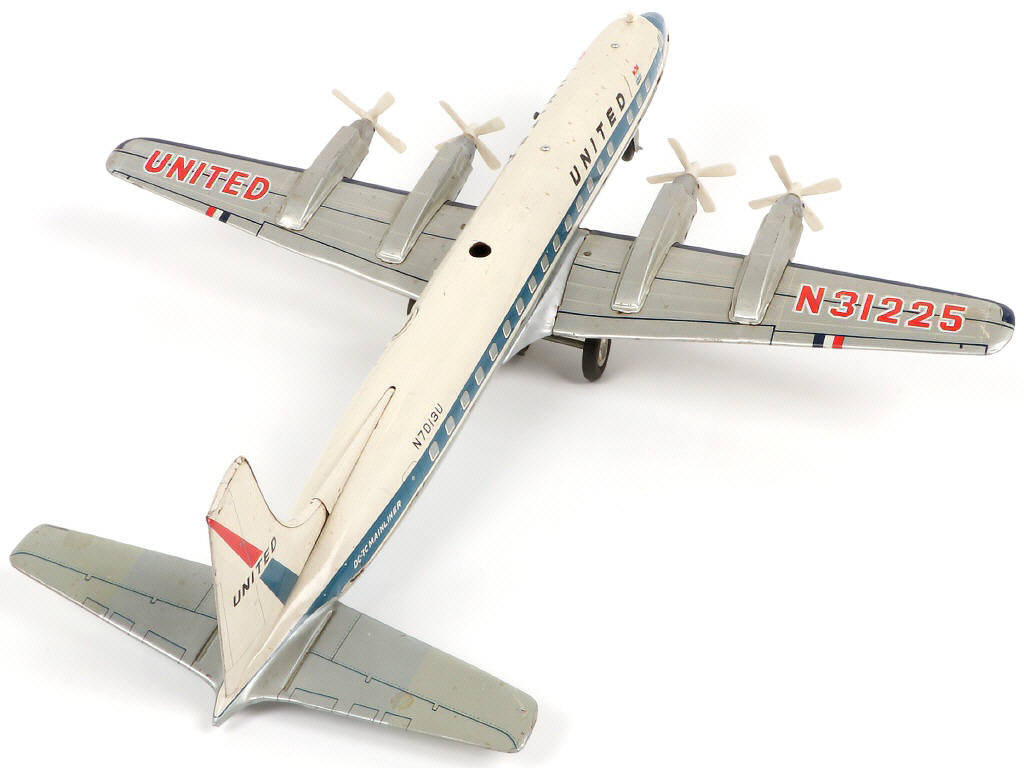 Lot 37 - YONEZAWA TOYS (JAPON) (1)