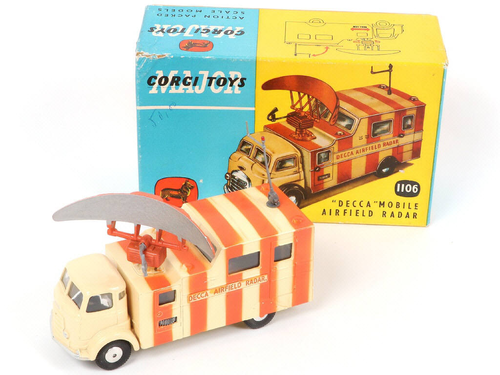 Lot 186 - CORGI TOYS (GB) (1)