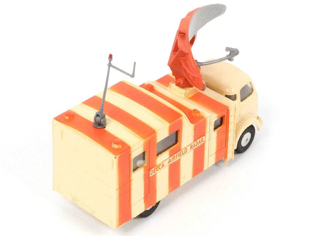 Lot 186 - CORGI TOYS (GB) (1)