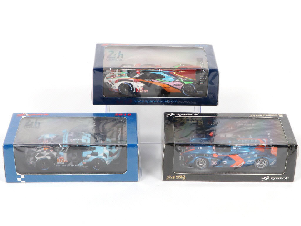 Lot 160 - SPARK (MACAU) (3)