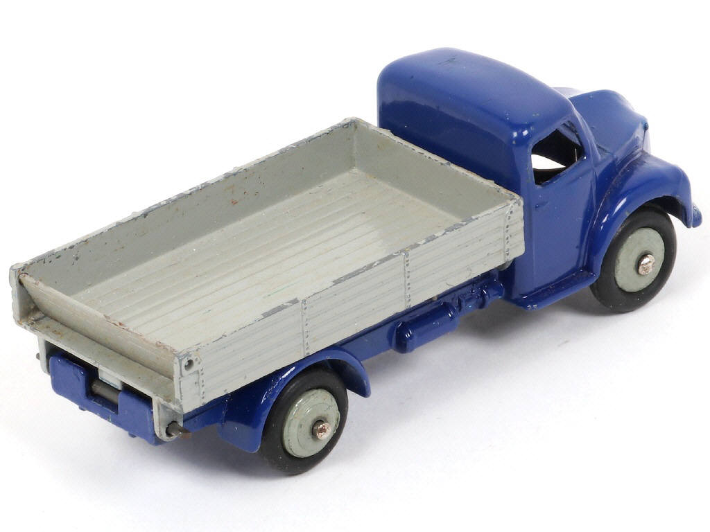 Lot 282 - DINKY TOYS (GB) (1)