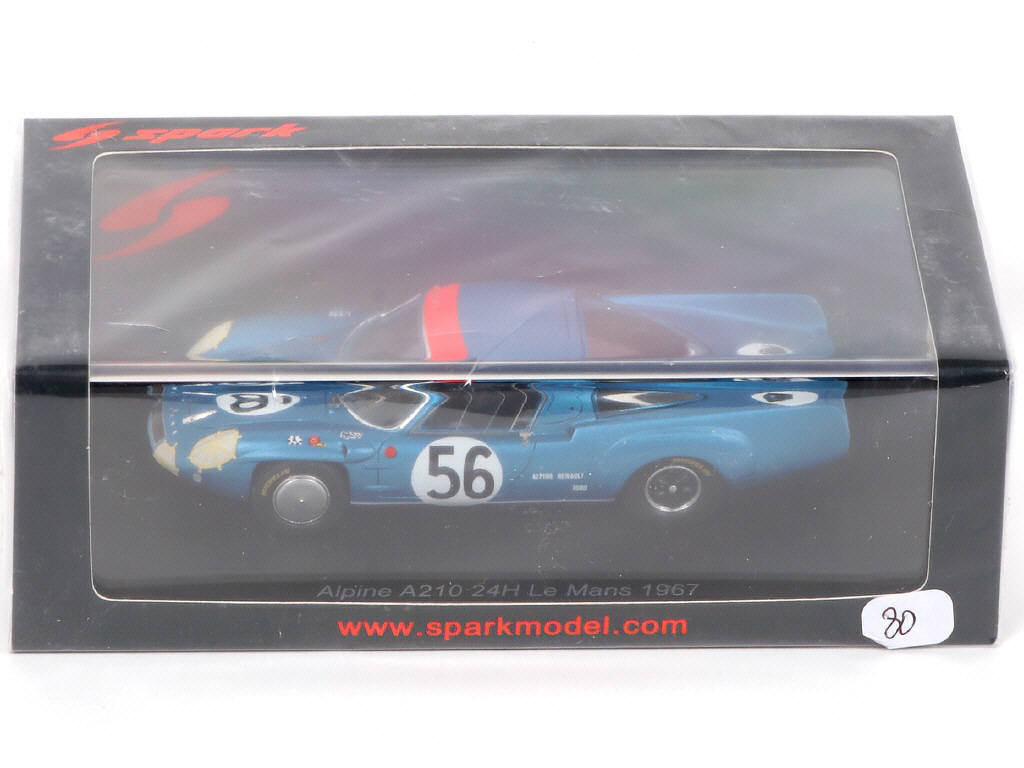 Lot 87 - SPARK (MACAU) (3)
