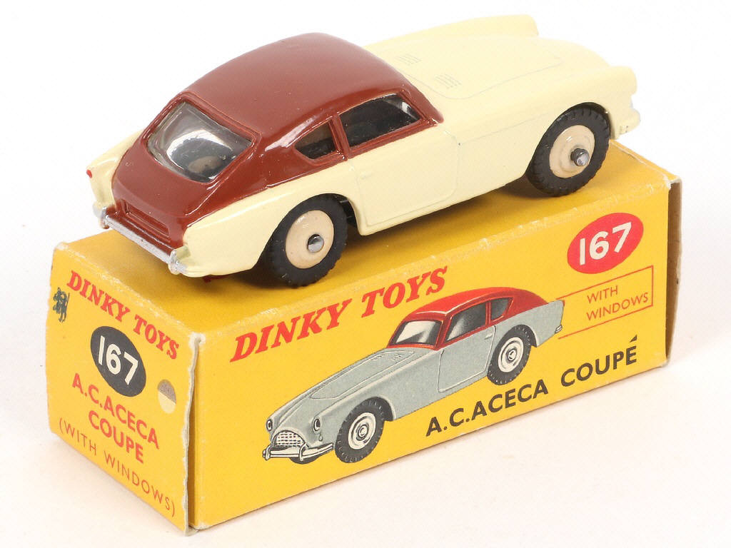 Lot 292 - DINKY TOYS (GB) (1)
