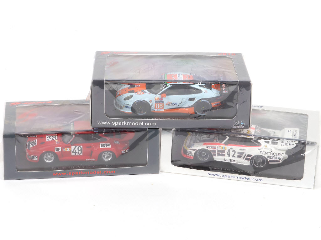 Lot 85 - SPARK (MACAU) (3)