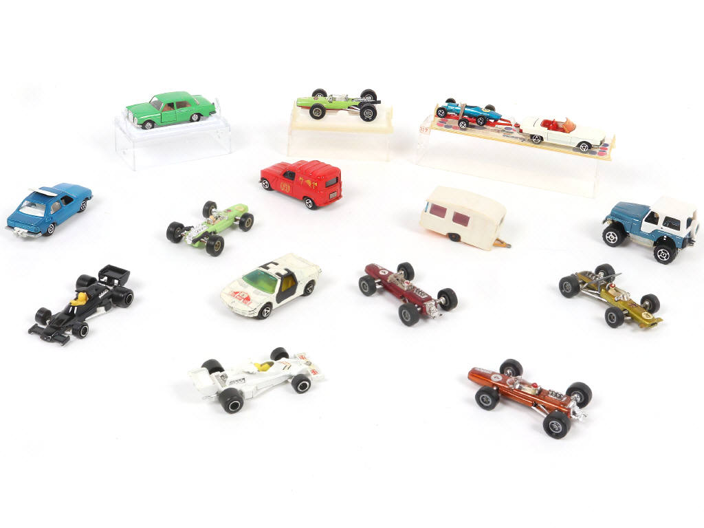 Lot 204 - MAJORETTE (FRANCE) (14)