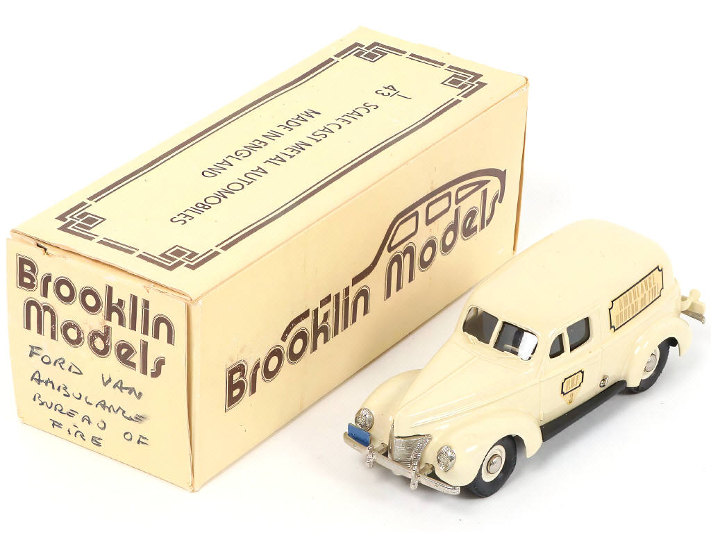 Lot 163 - BROOKLIN MODELS (GB) (1)