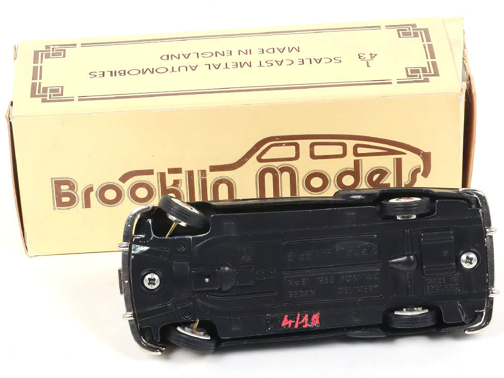 Lot 197 - BROOKLIN MODELS (GB) (1)