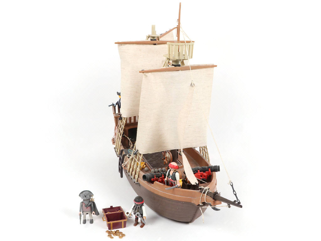 Lot 154 - PLAYMOBIL (ALLEMAGNE) (1)