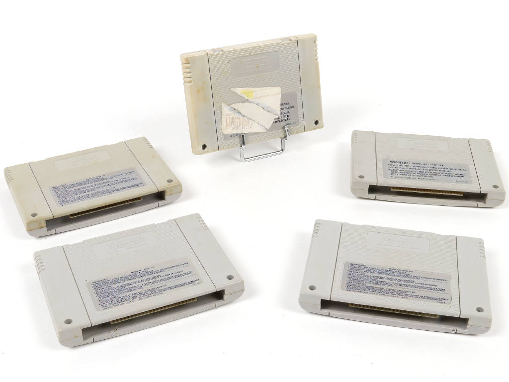 Lot 41 - NINTENDO (JAPON) (5)