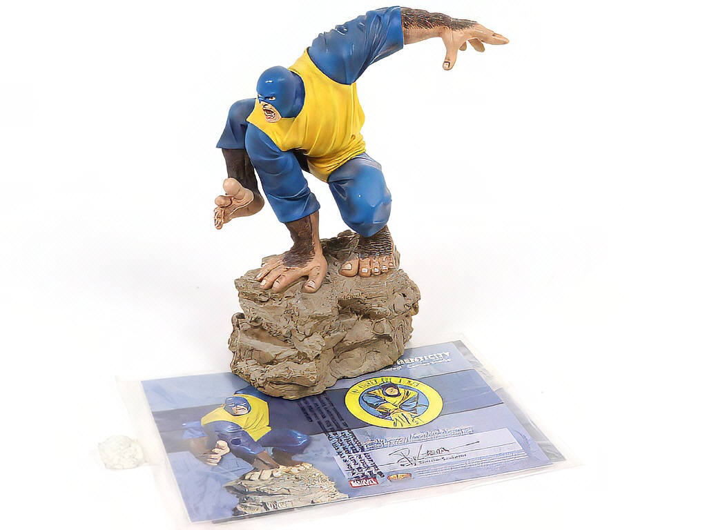 Lot 89 - DIVERS (3)