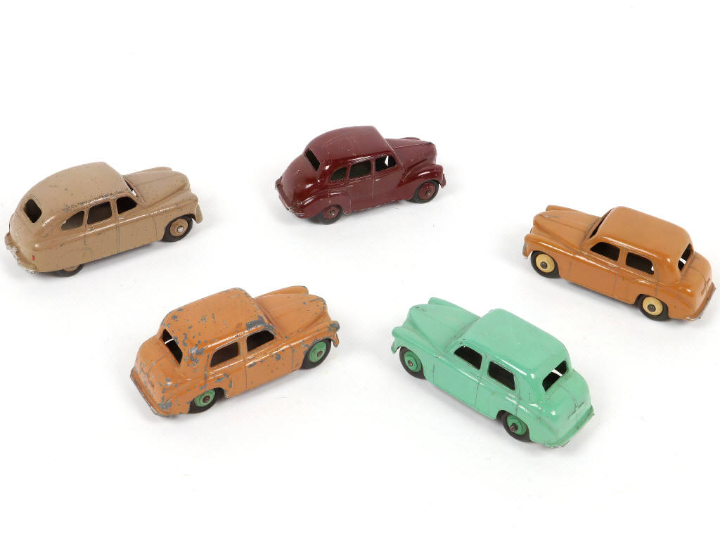 Lot 188 - DINKY TOYS (GB) (5)