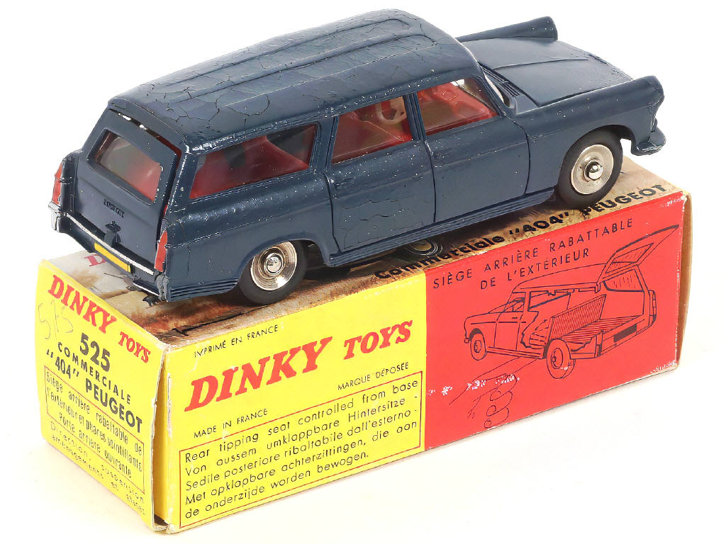 Lot 221 - DINKY TOYS (FRANCE) (1)