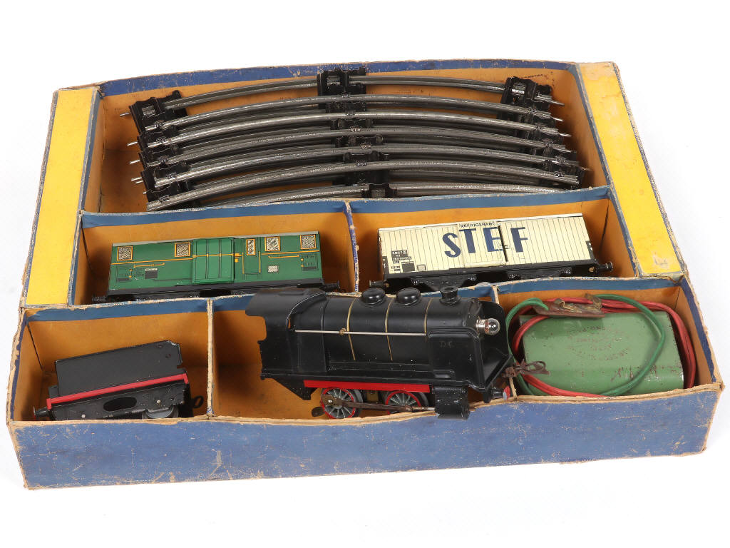 Lot 14 - HORNBY 'O' (FRANCE) (3)