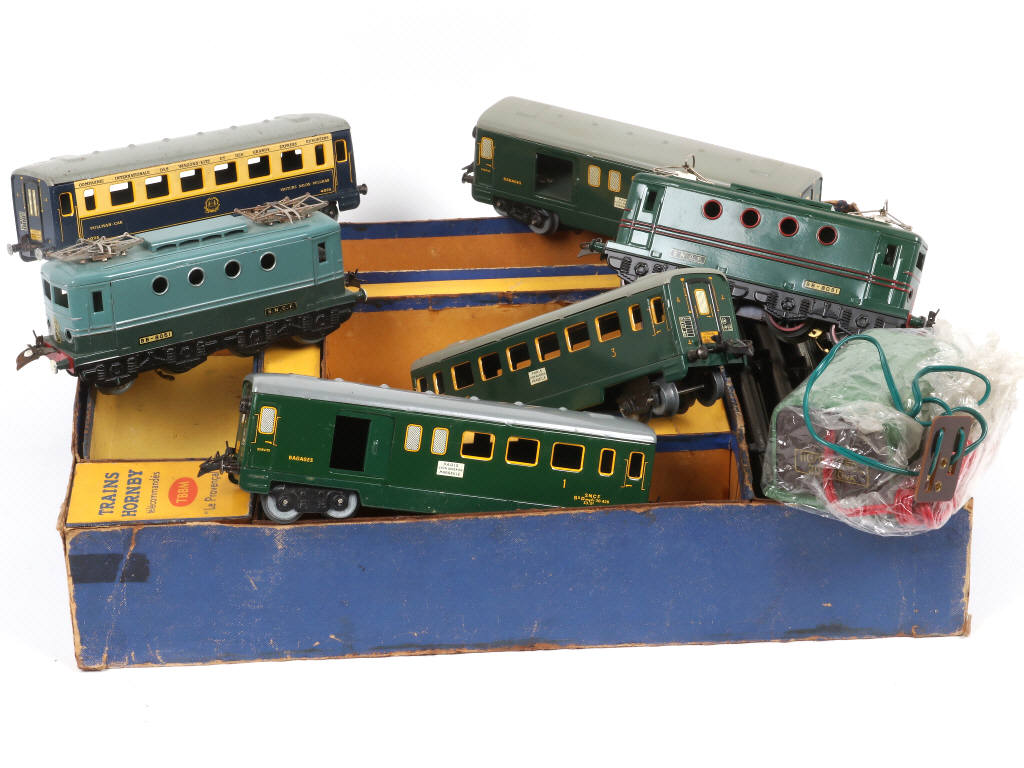 Lot 15 - HORNBY 'O' (FRANCE) (6)