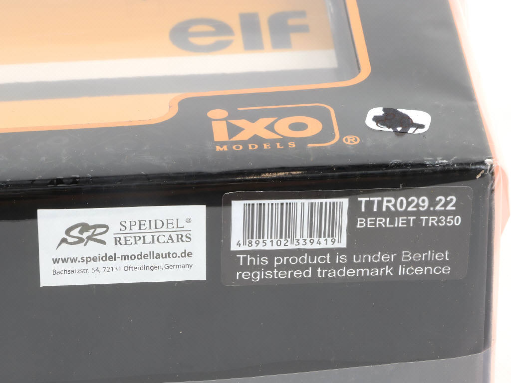 Lot 75 - IXO (CHINE) (2)