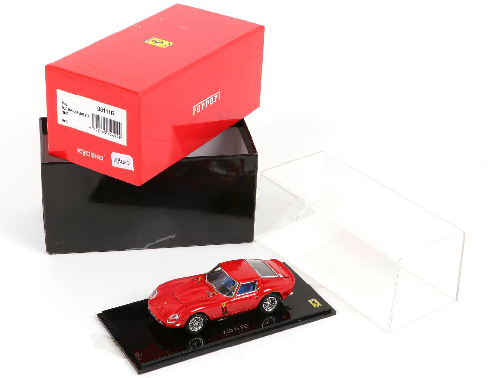 Lot 84 - KYOSHO (JAPON) (1)