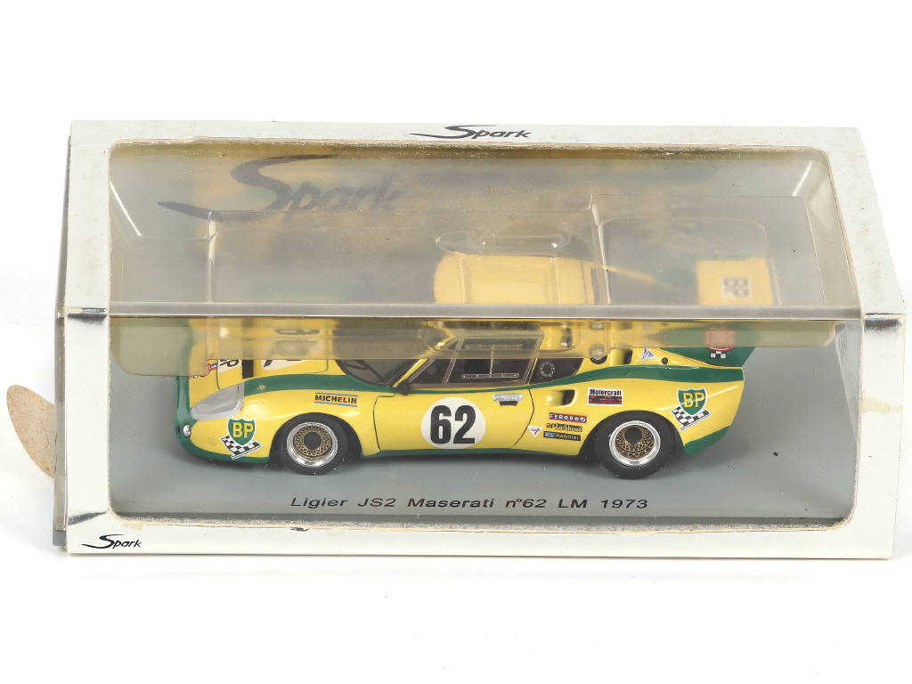 Lot 68 - SPARK (MACAU) (3)