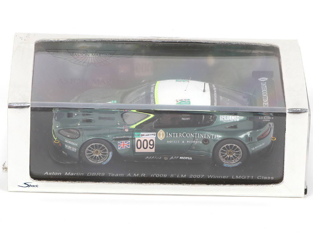 Lot 70 - SPARK (MACAU) (3)