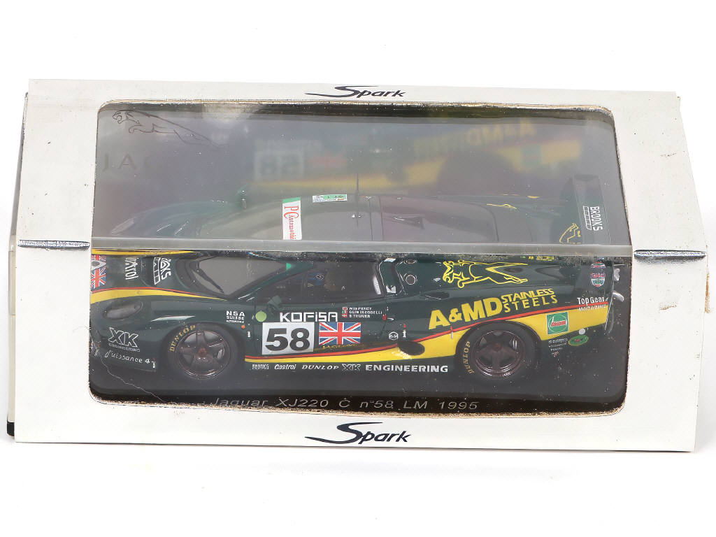 Lot 71 - SPARK (MACAU) (3)