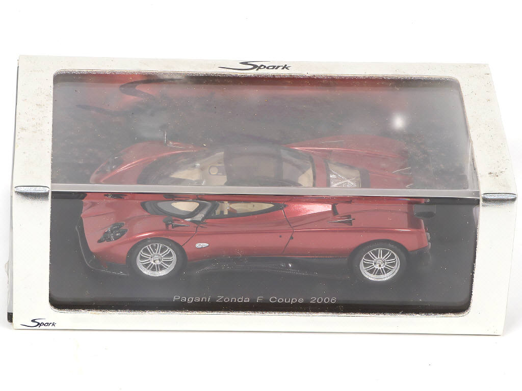 Lot 74 - SPARK (MACAU) (3)