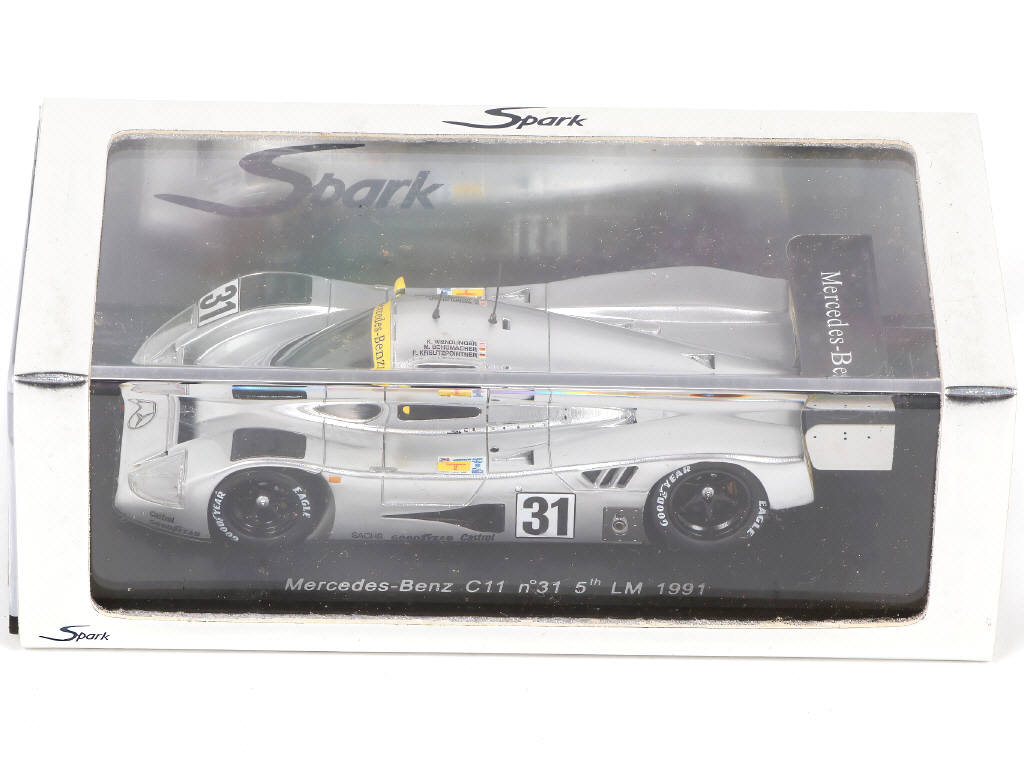 Lot 75 - SPARK (MACAU) (3)