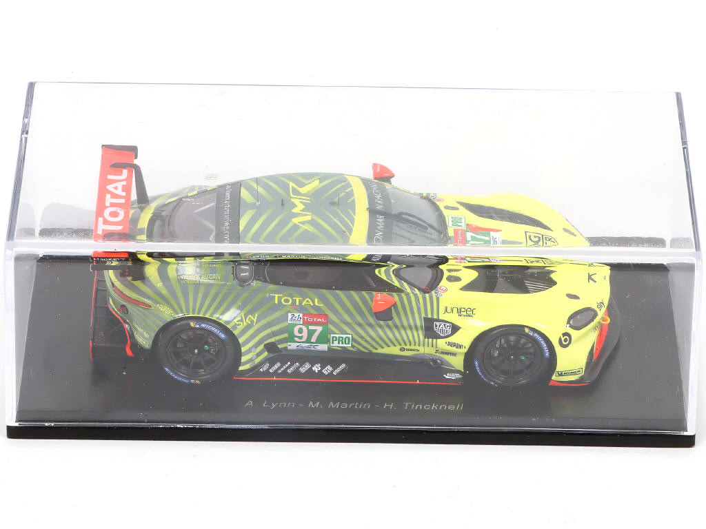 Lot 76 - SPARK (MACAU) (3)