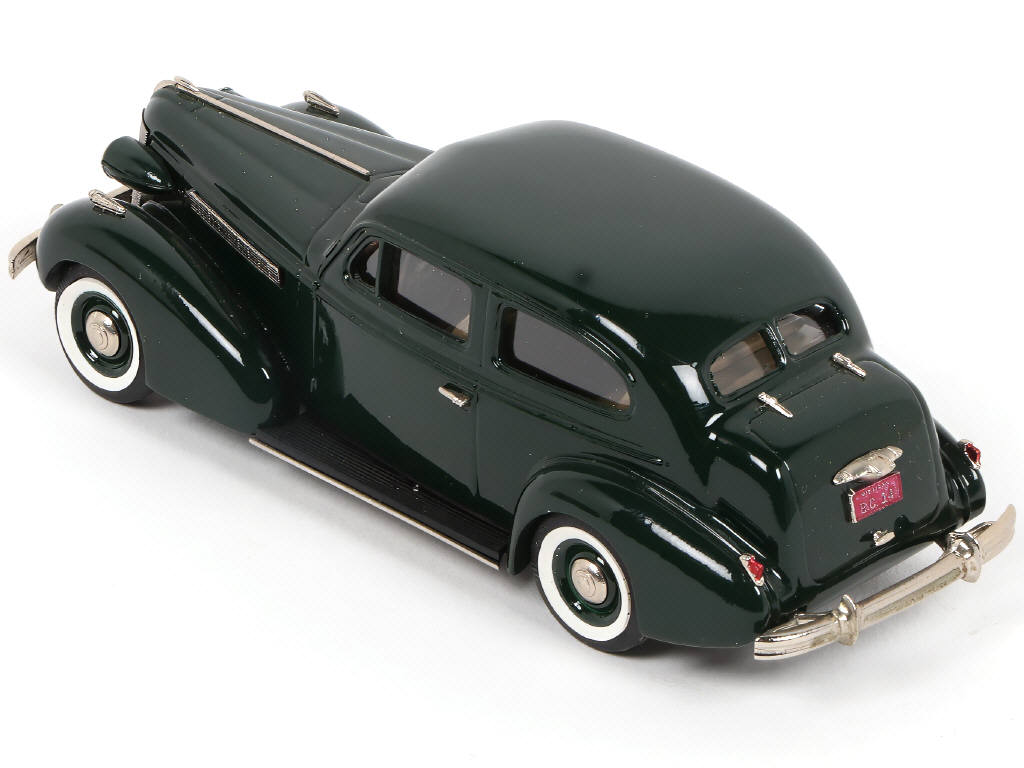 Lot 125 - BROOKLIN MODELS (GB) (1)