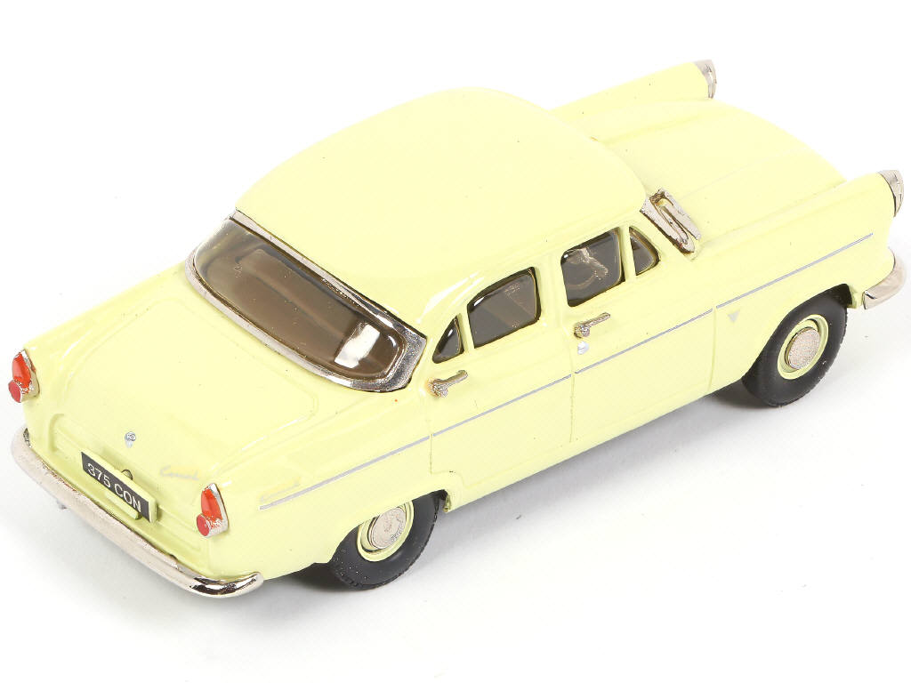 Lot 134 - MODEL ROAD REPLICAS (GB) (1)