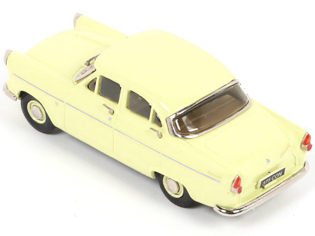 Lot 134 - MODEL ROAD REPLICAS (GB) (1)