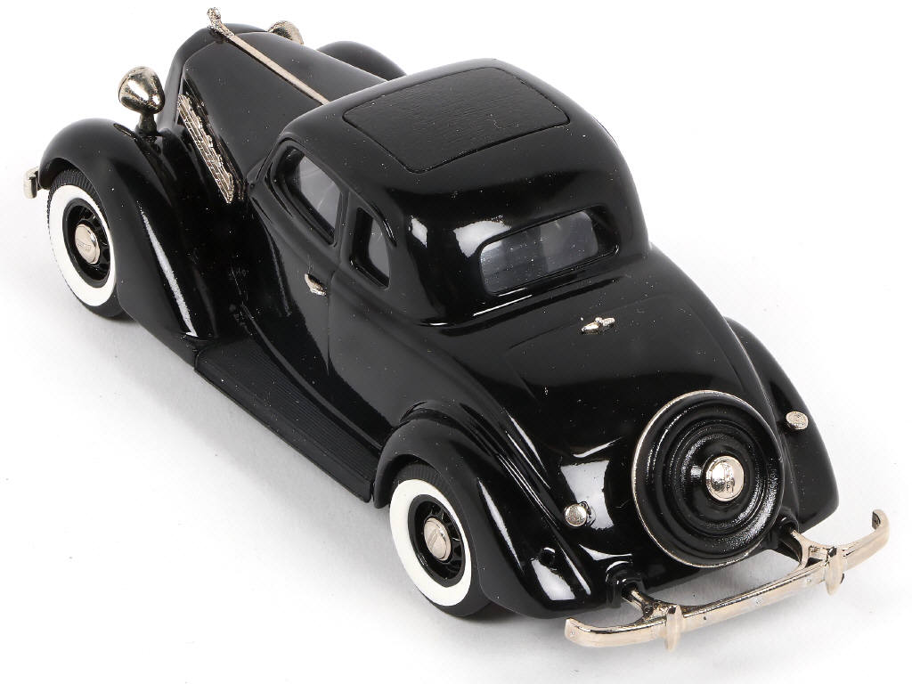 Lot 122 - BROOKLIN MODELS (GB) (1)