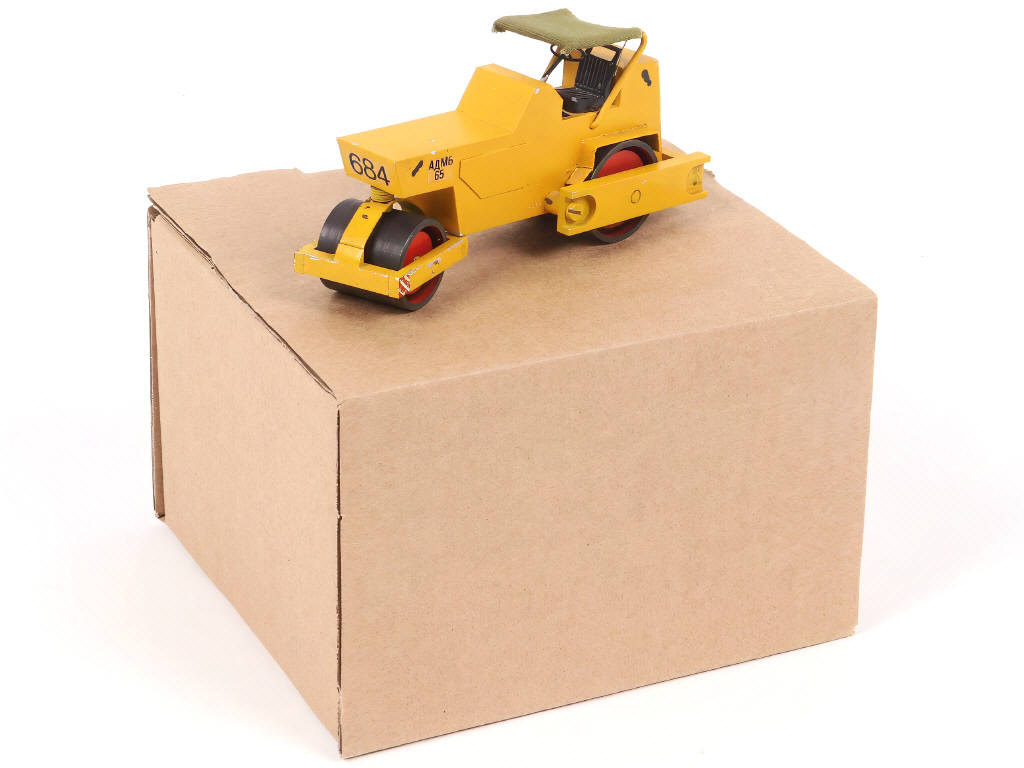 Lot 84 - ALEXI (RUSSIE) (1)