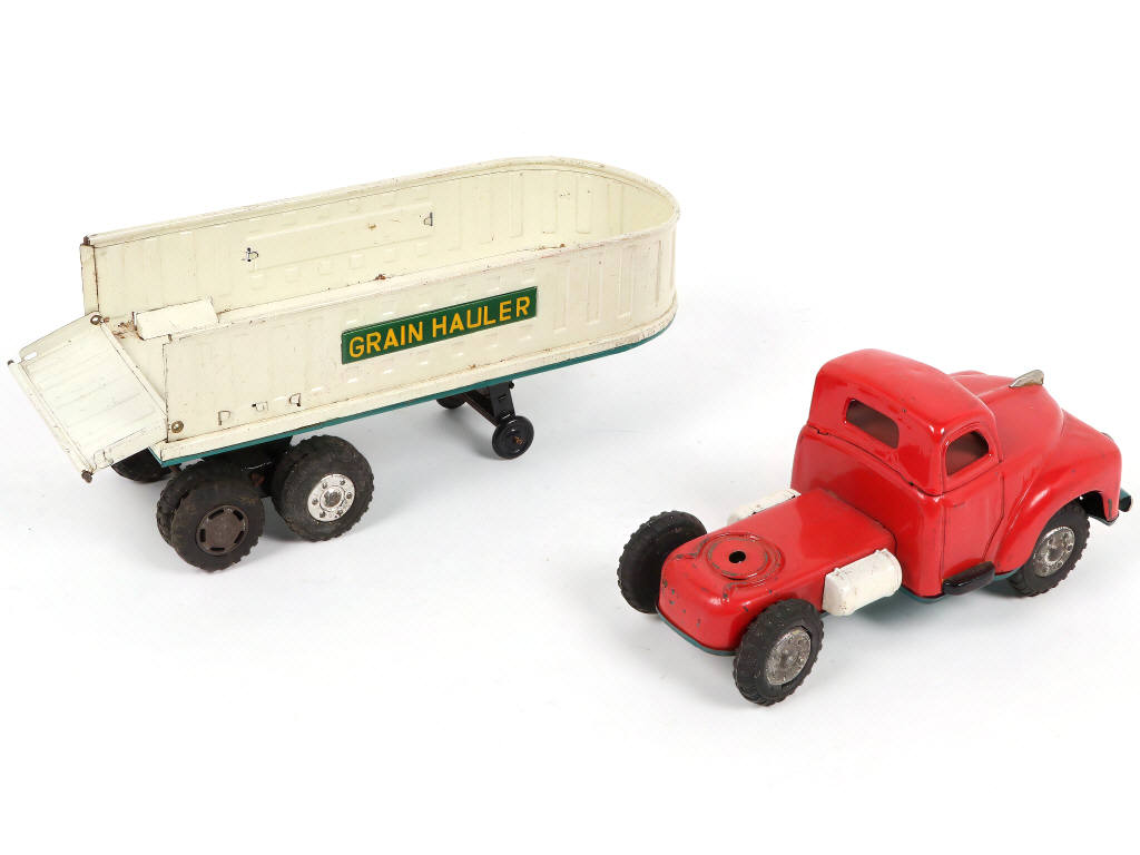 Lot 23 - DIVERS (JAPON) (3)