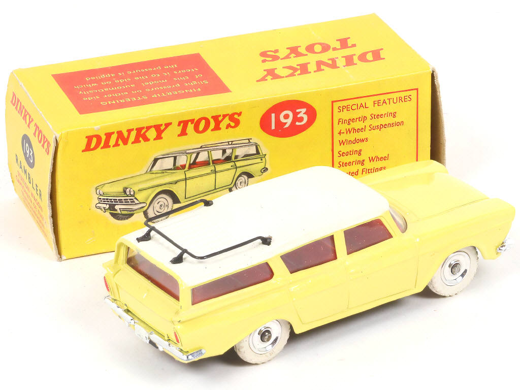 Lot 290 - DINKY TOYS (GB) (1)