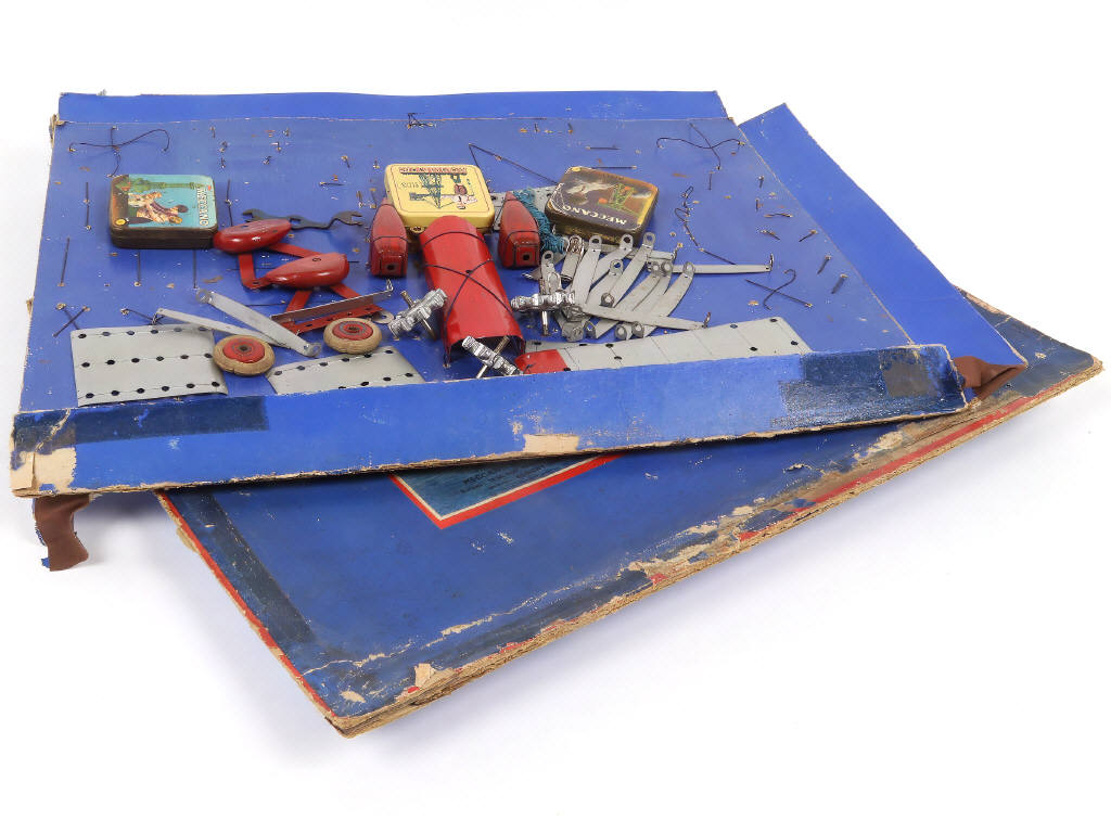 Lot 49 - MECCANO (FRANCE) (5)