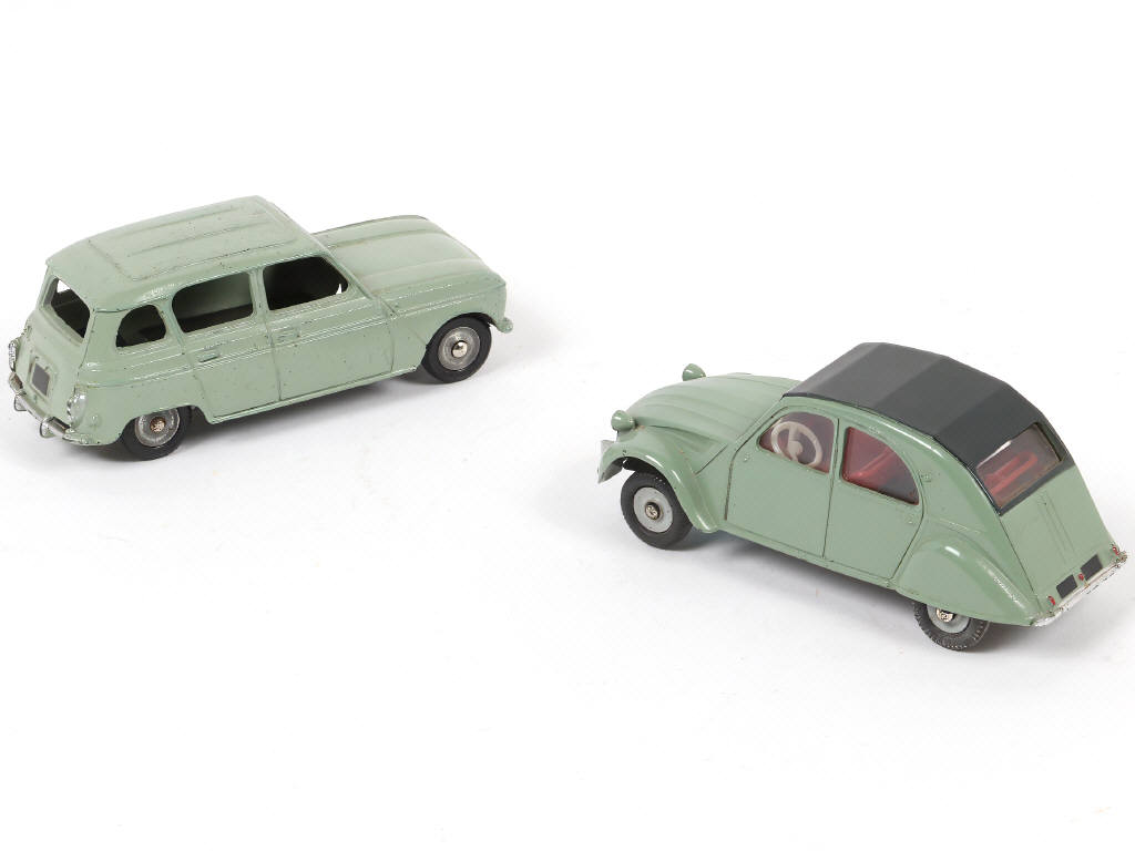 Lot 253 - DINKY TOYS (FRANCE) (2)