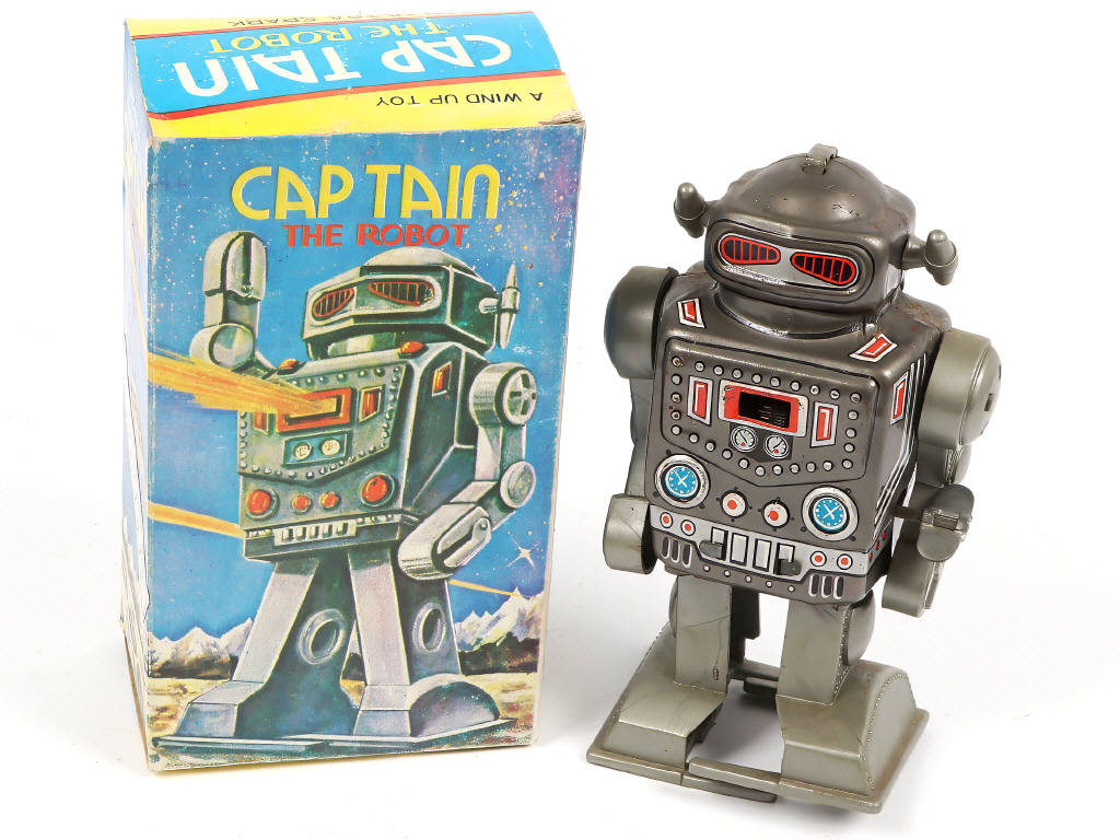 Lot 53 - DIVERS (5)