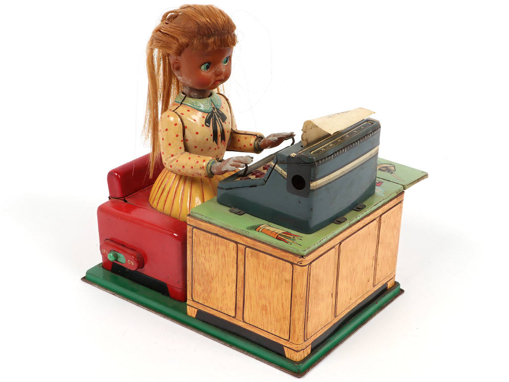 Lot 130 - LINE MAR TOYS (JAPON) (1)