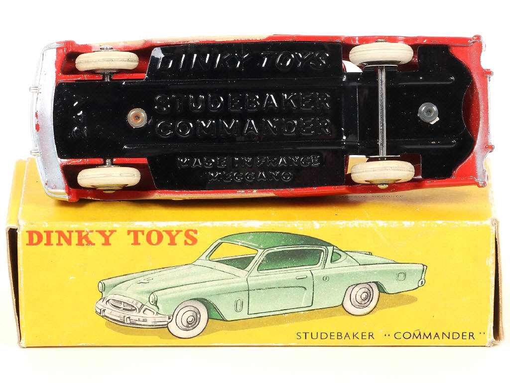 Lot 300 - DINKY TOYS (FRANCE) (1)