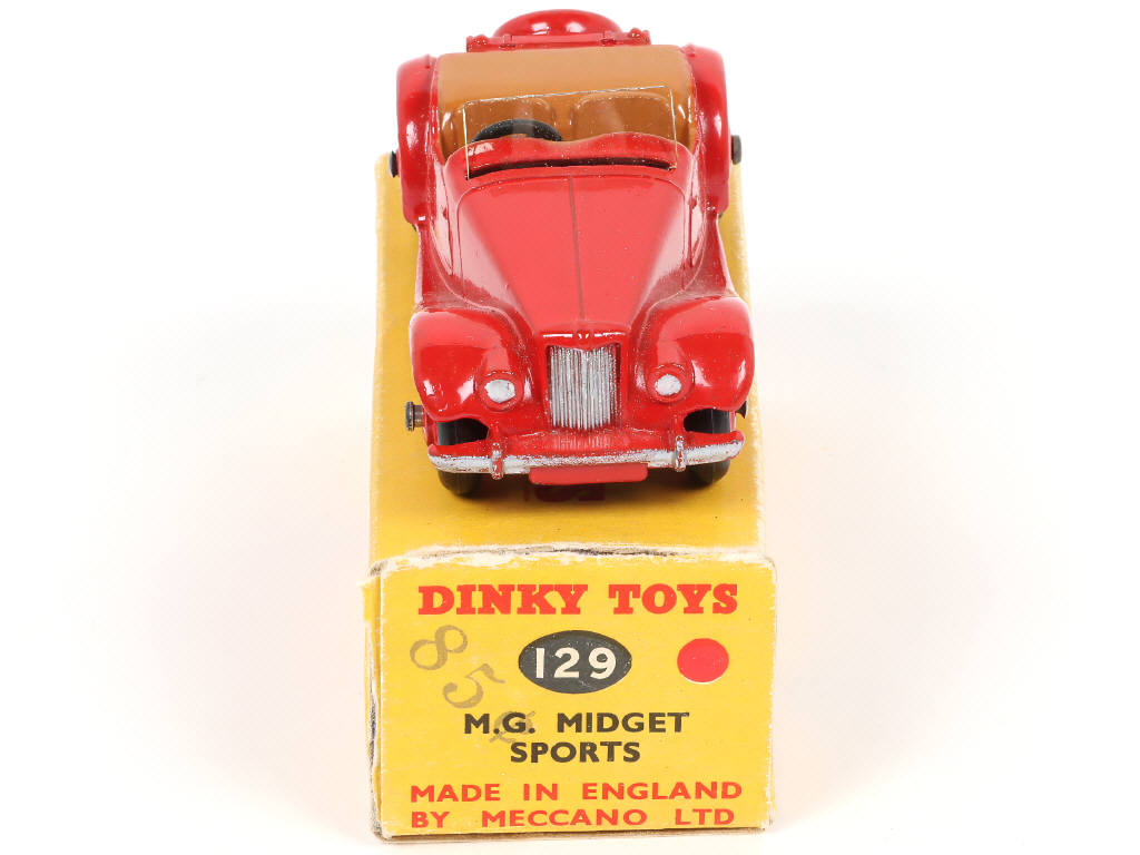 Lot 181 - DINKY TOYS (GB) (1)