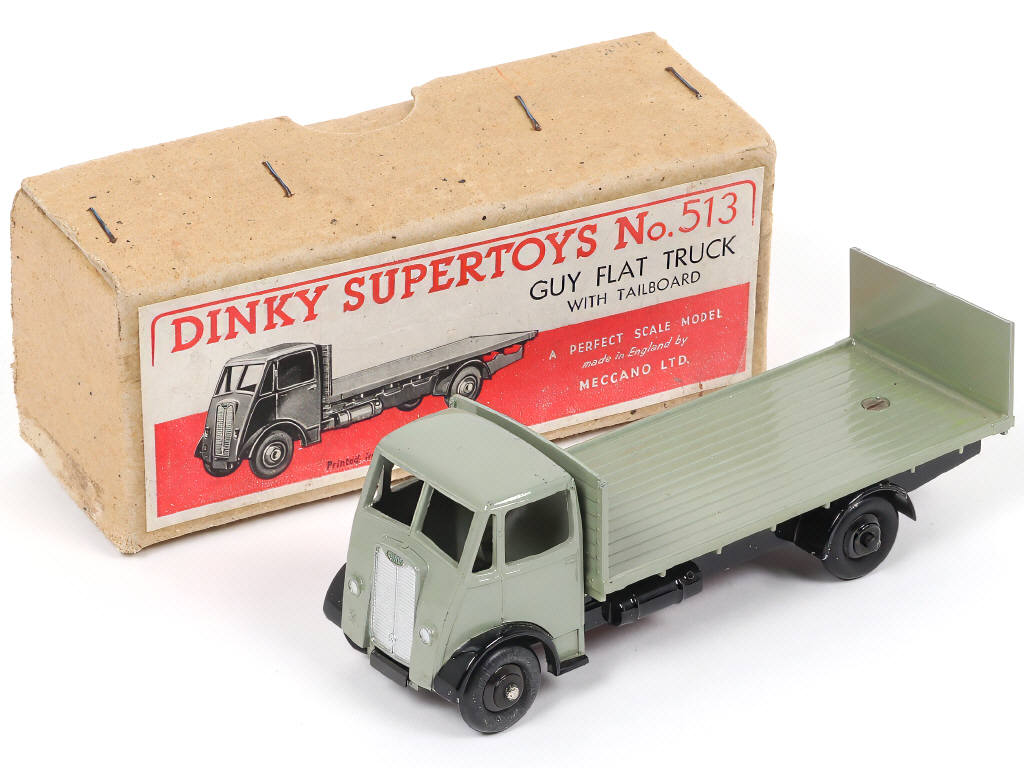 Lot 213 - DINKY TOYS (GB) (1)