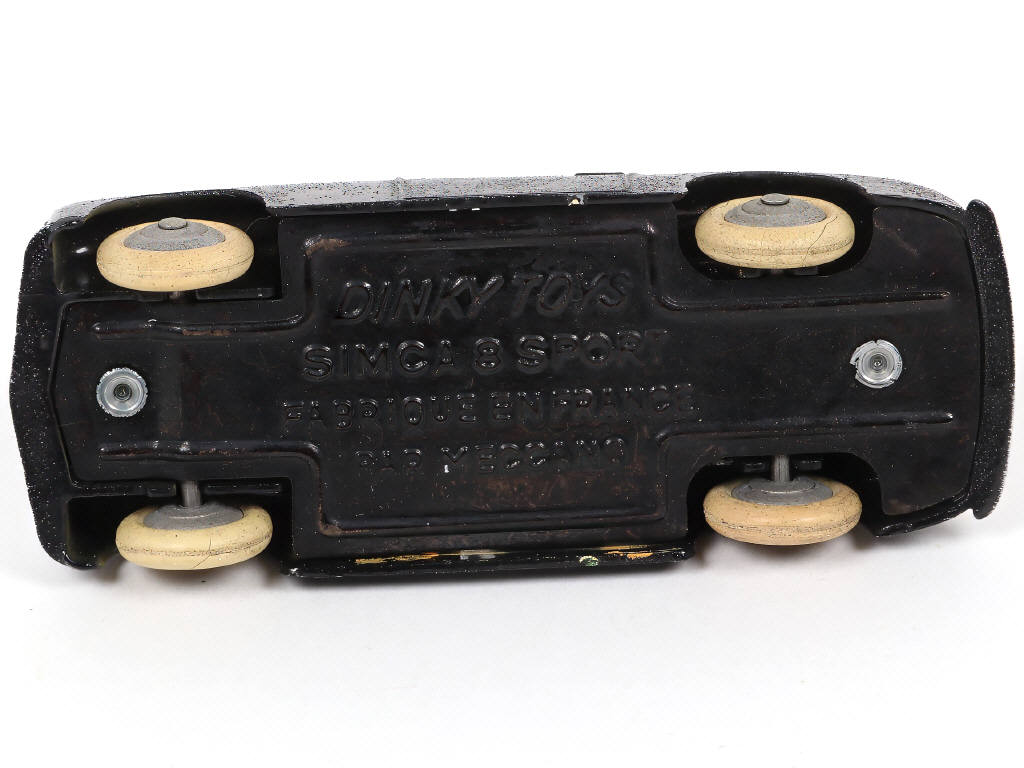 Lot 270 - DINKY TOYS (FRANCE) (1)