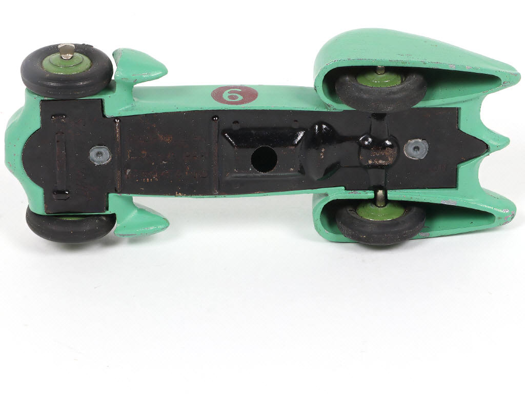 Lot 260 - DINKY TOYS (FRANCE) (1)