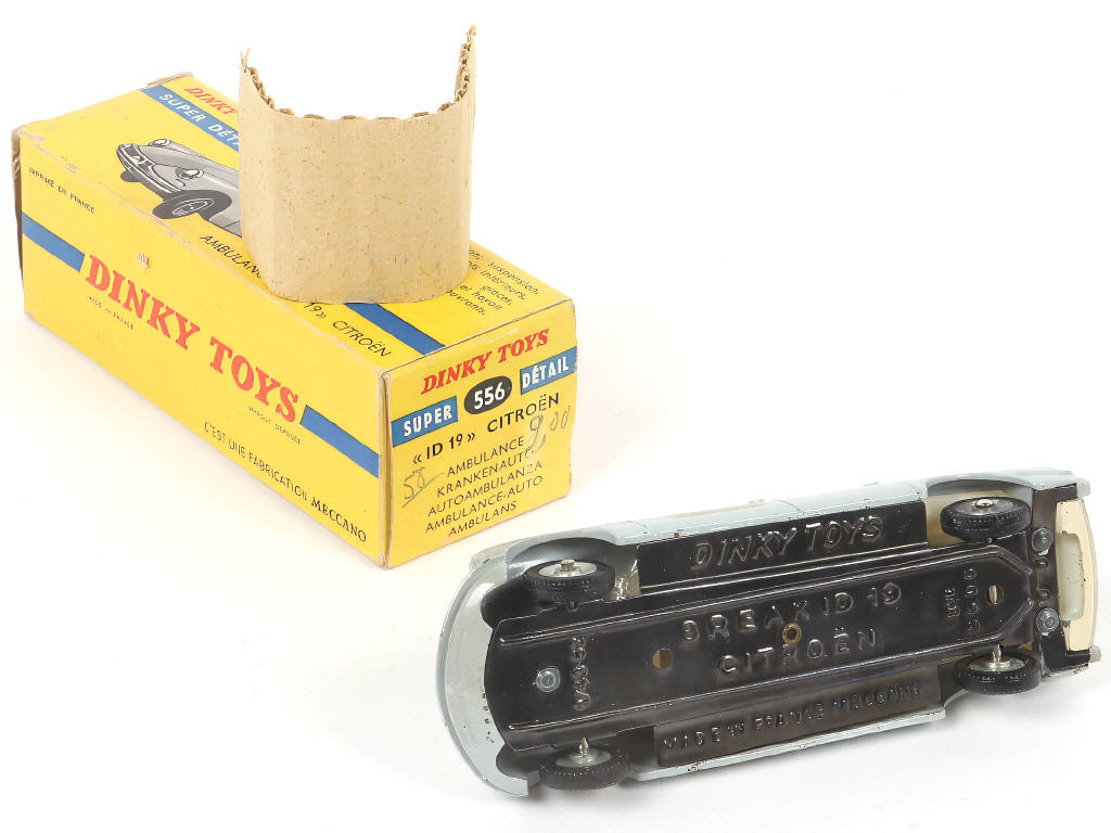 Lot 314 - DINKY TOYS (FRANCE) (1)