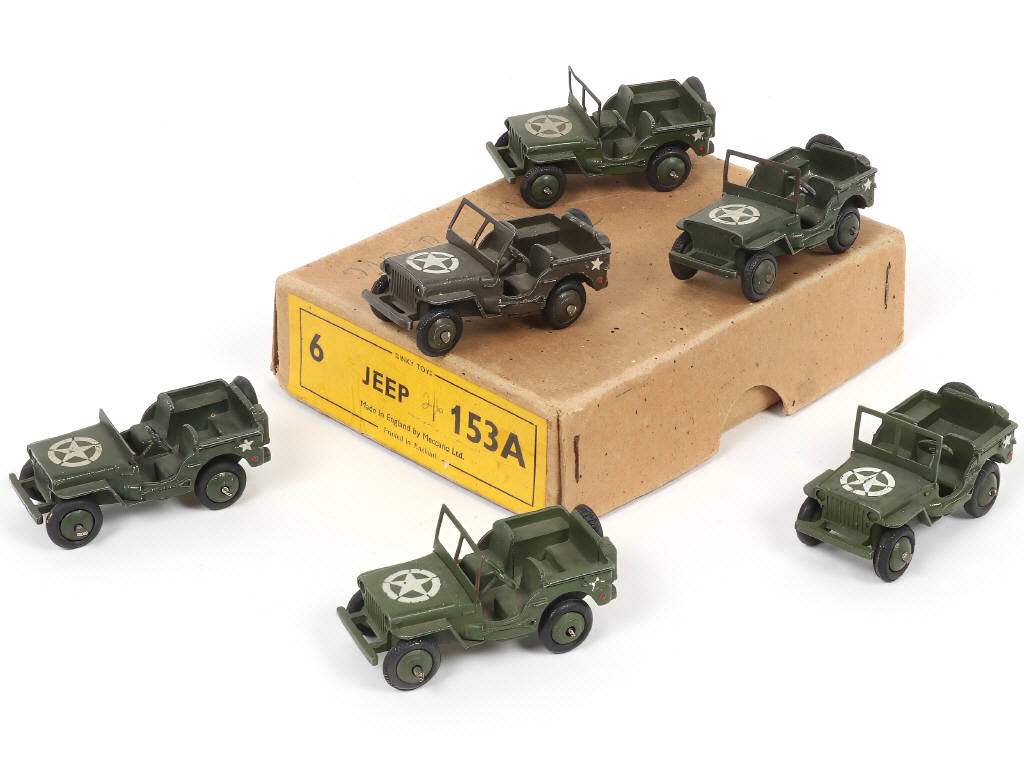 Lot 157 - DINKY TOYS (GB) (1)