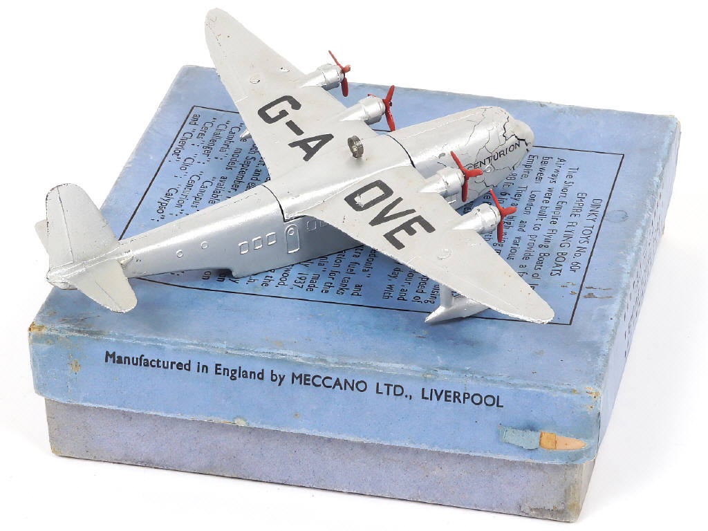 Lot 239 - DINKY TOYS (GB) (1)